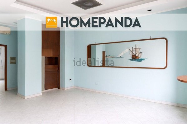 negozio in vendita a Torino in zona Parella