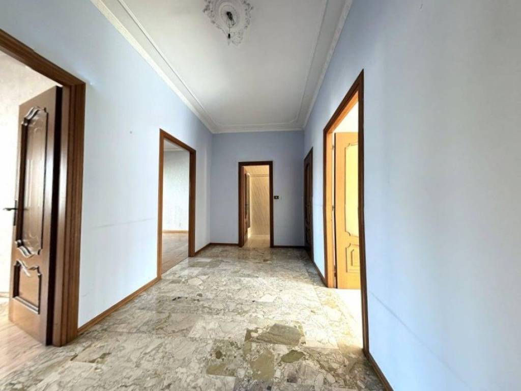 appartamento in vendita a Torino in zona Lingotto