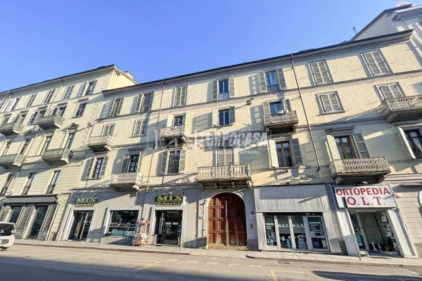 appartamento in vendita a Torino in zona San Salvario