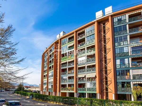 appartamento in vendita a Torino in zona Lucento