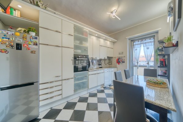 appartamento in vendita a Torino in zona Mirafiori Nord