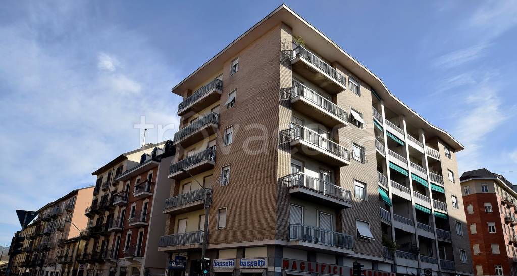 appartamento in vendita a Torino in zona Santa Rita