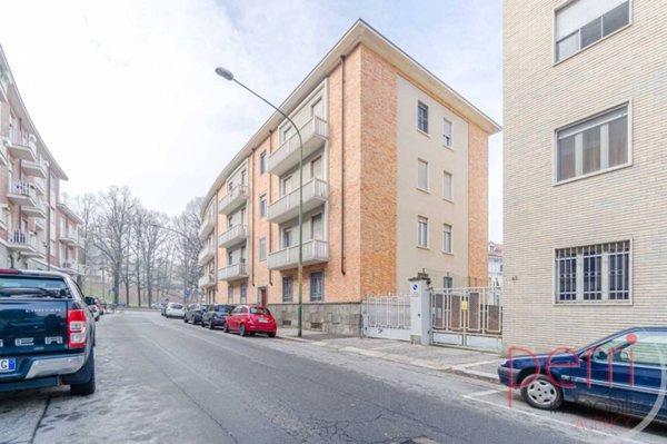 appartamento in vendita a Torino in zona Madonna del Pilone