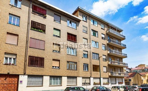appartamento in vendita a Torino in zona Pozzo Strada