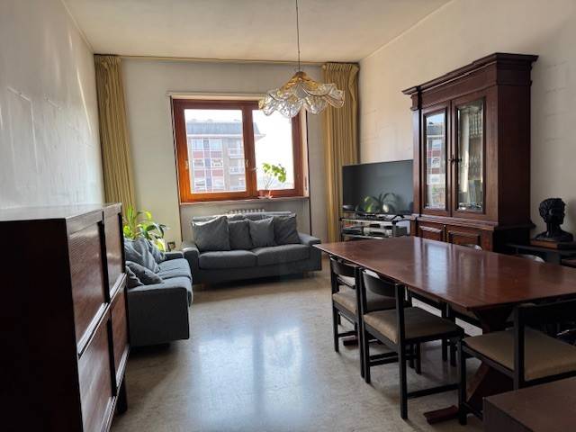 appartamento in vendita a Torino in zona Parella