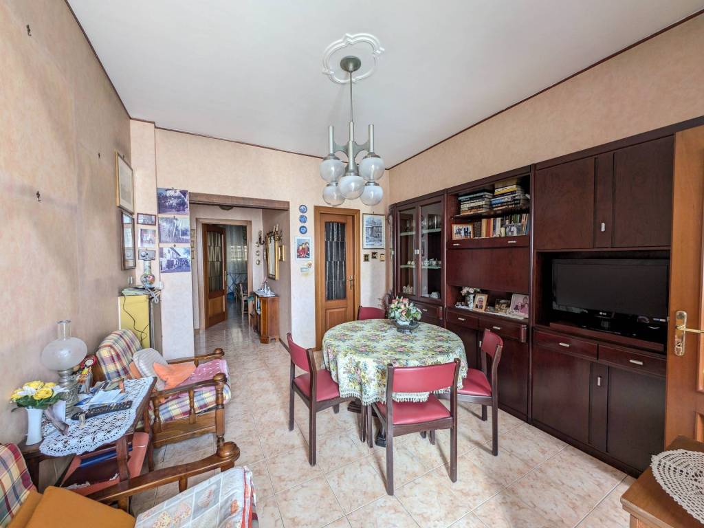 appartamento in vendita a Torino in zona Pozzo Strada