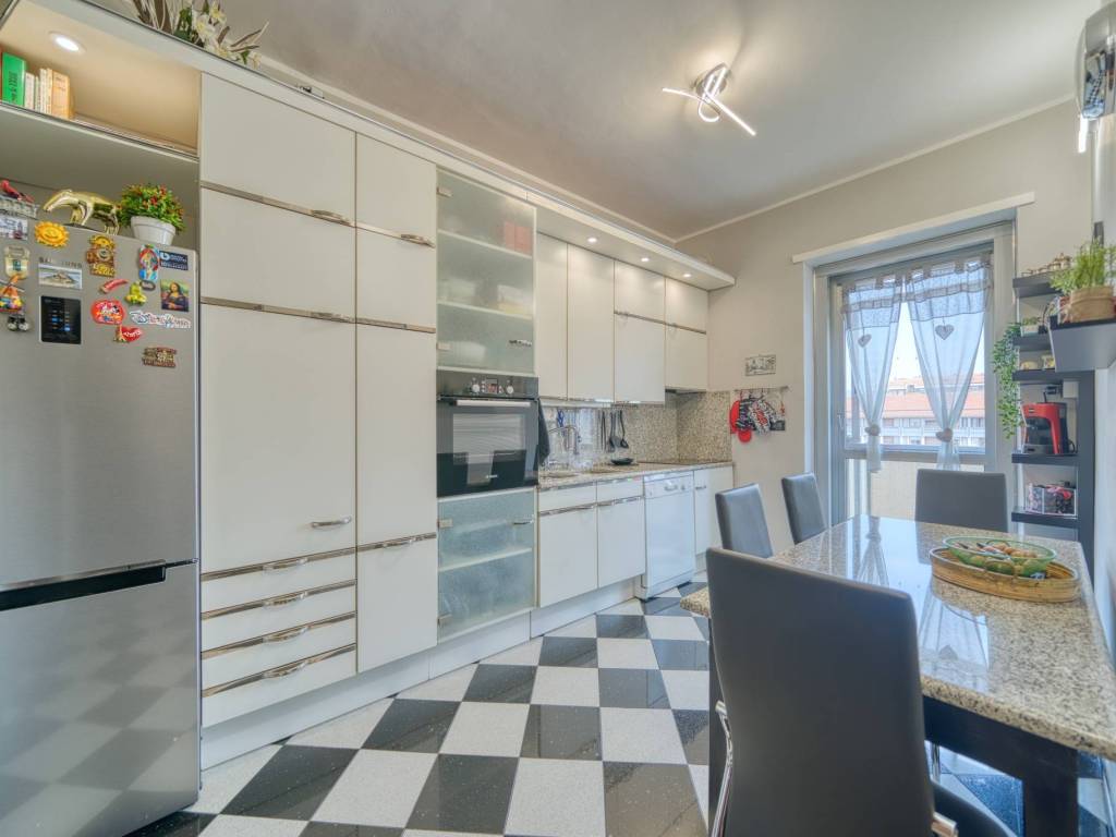 appartamento in vendita a Torino in zona Centro Storico