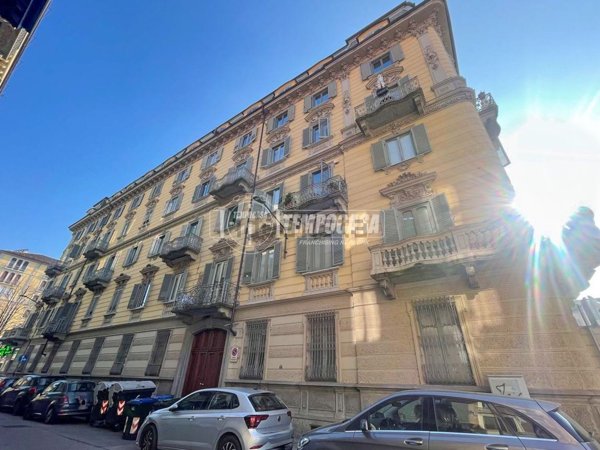 appartamento in vendita a Torino in zona Centro Storico