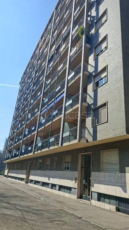 appartamento in vendita a Torino in zona Mirafiori Sud