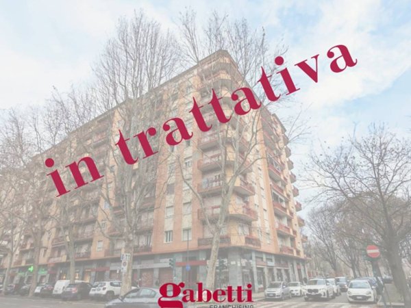 appartamento in vendita a Torino in zona Lingotto