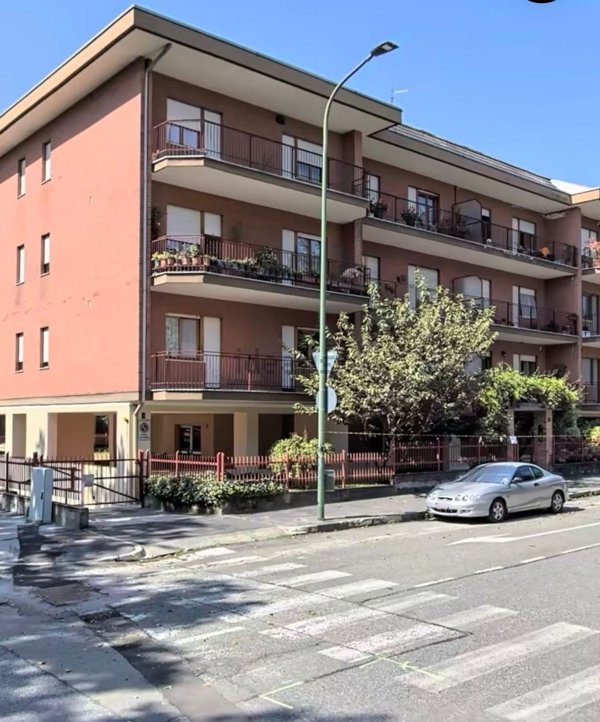 appartamento in vendita a Torino in zona Parella