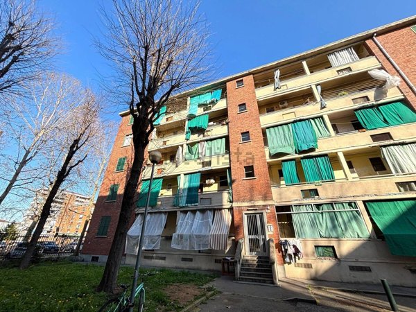 appartamento in vendita a Torino in zona Mirafiori Nord
