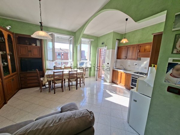 appartamento in vendita a Torino in zona Vallette