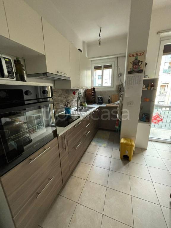 appartamento in vendita a Torino in zona Lingotto