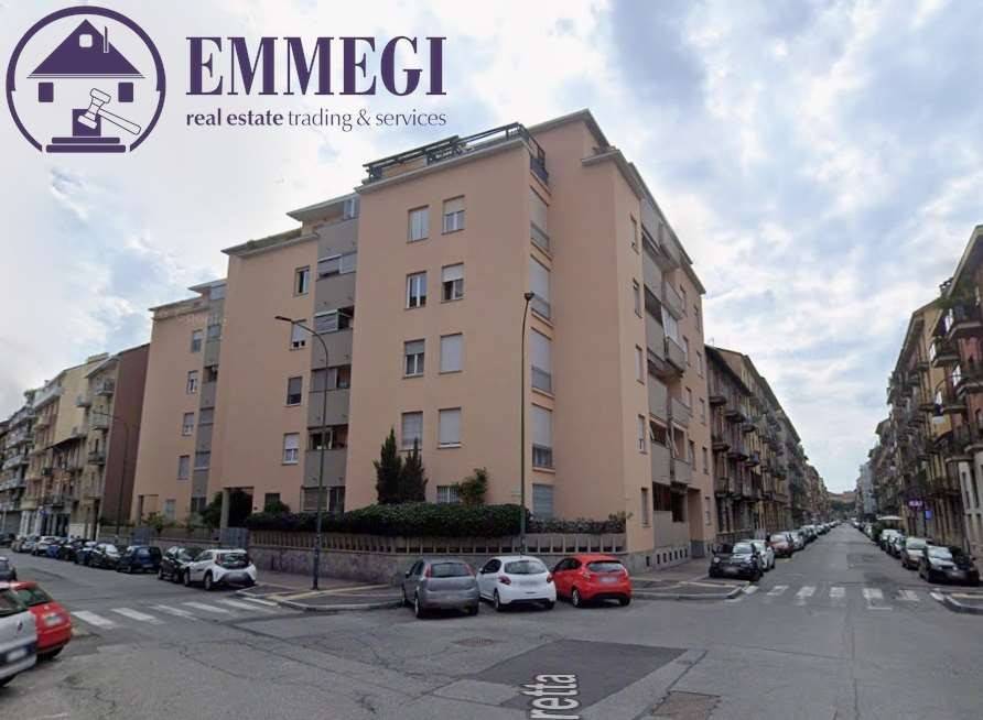 appartamento in vendita a Torino in zona Cenisia