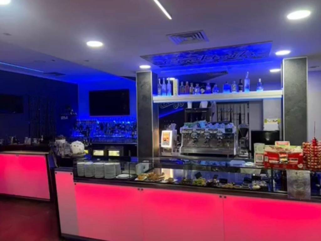 negozio in vendita a Torino in zona San Donato