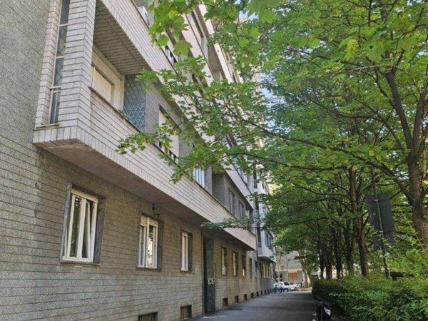 ufficio in vendita a Torino in zona Crocetta