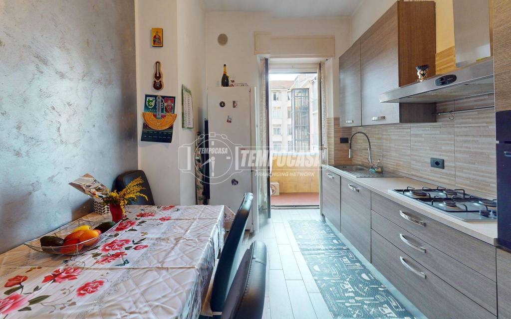 appartamento in vendita a Torino in zona Parella