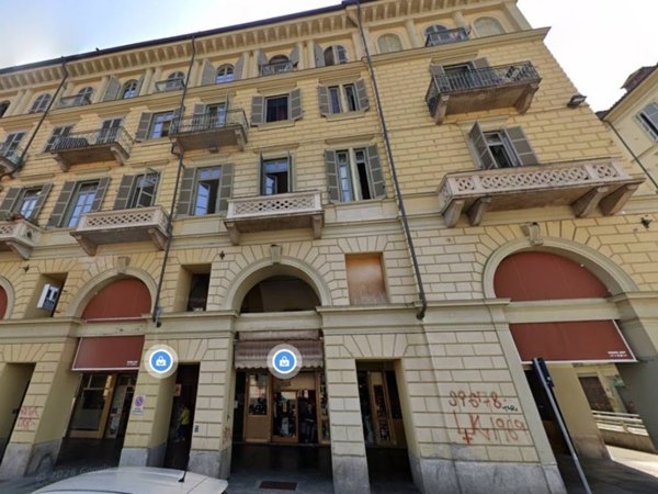 negozio in vendita a Torino in zona San Salvario