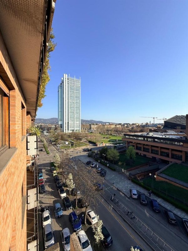 appartamento in vendita a Torino in zona Cit Turin