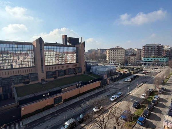 appartamento in vendita a Torino in zona Cit Turin