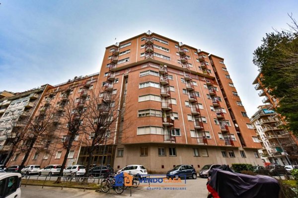 appartamento in vendita a Torino in zona Santa Rita