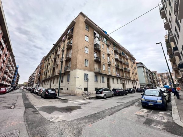 appartamento in vendita a Torino in zona Santa Rita