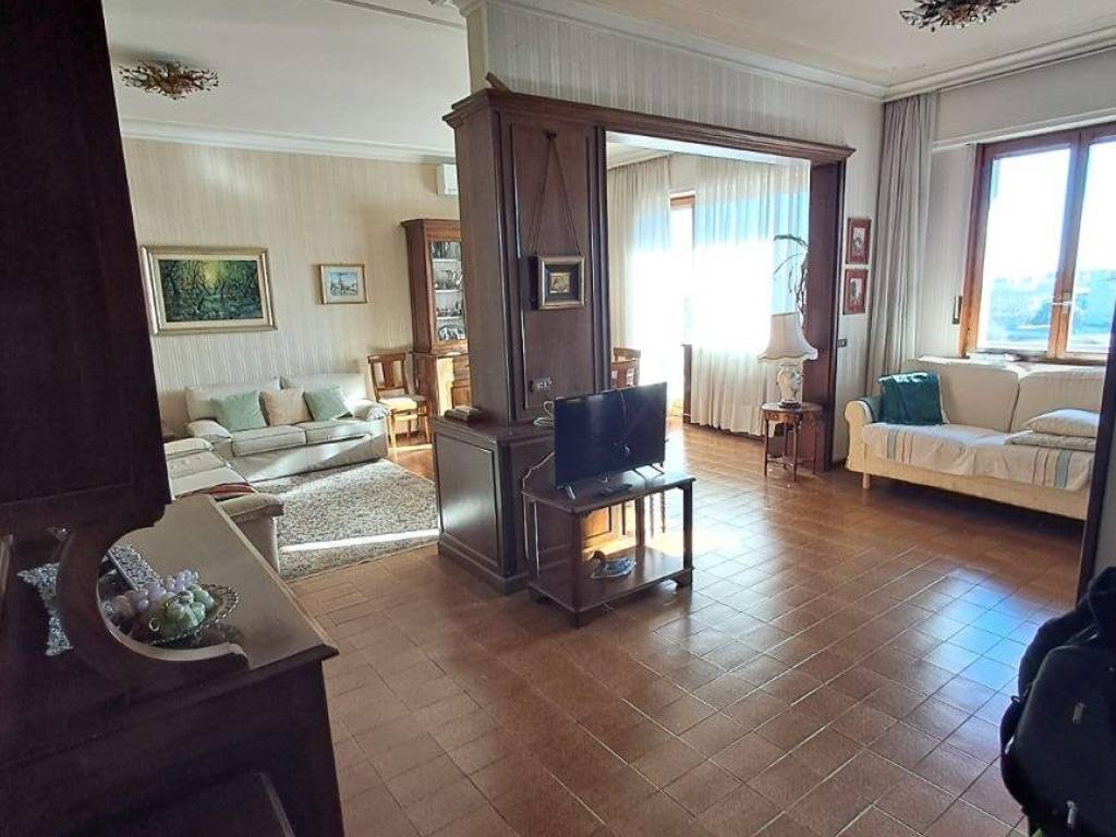 appartamento in vendita a Torino in zona Mirafiori Nord