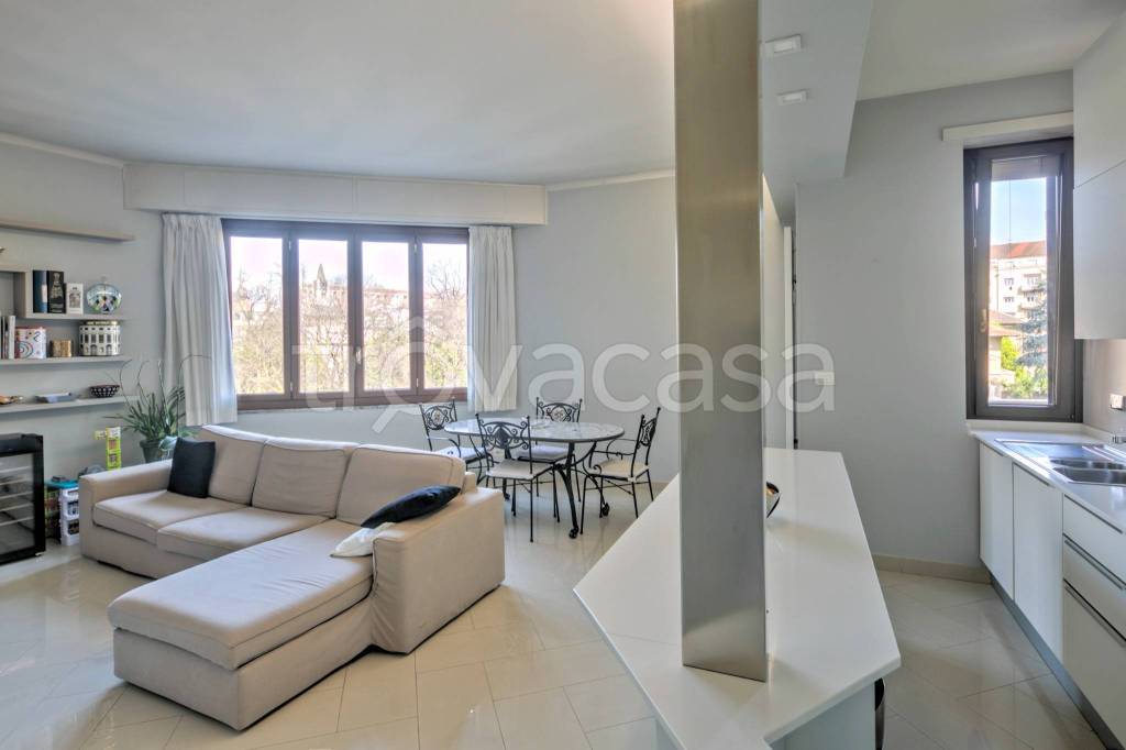 appartamento in vendita a Torino in zona Campidoglio