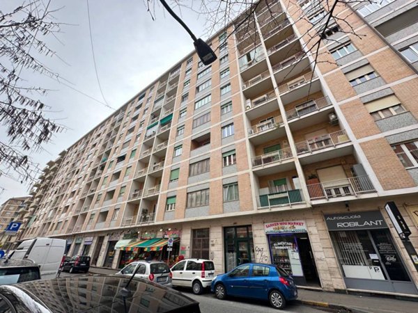 appartamento in vendita a Torino in zona Borgo San Paolo