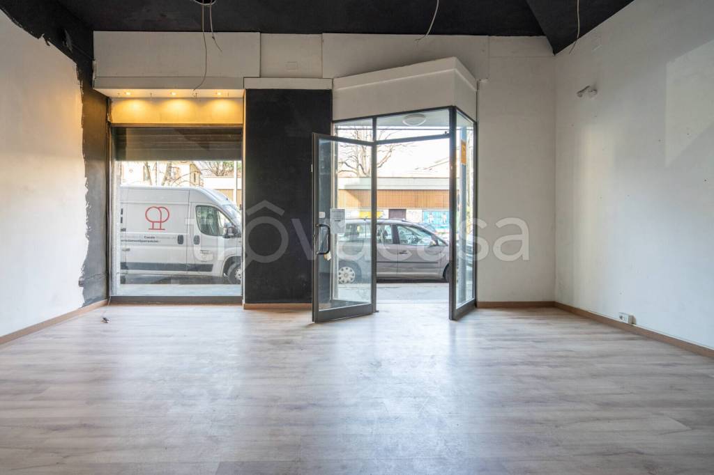 negozio in vendita a Torino in zona San Salvario