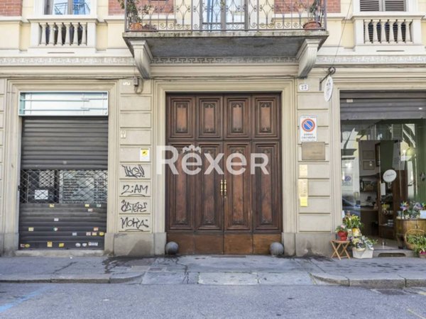 negozio in vendita a Torino in zona Crocetta