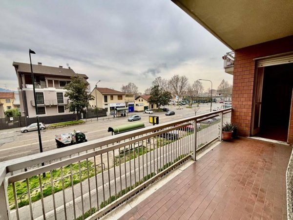 appartamento in vendita a Torino in zona Lingotto