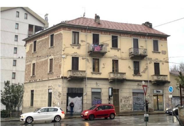 locale di sgombero in vendita a Torino