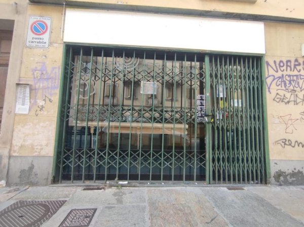 negozio in vendita a Torino in zona San Donato
