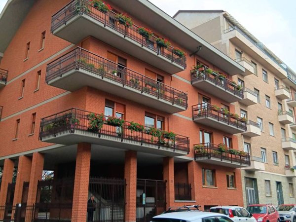 appartamento in vendita a Torino in zona Santa Rita