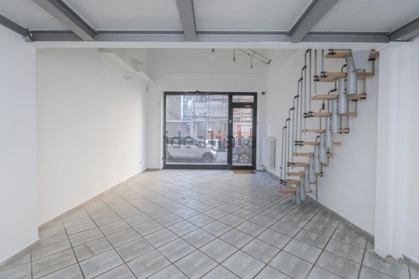 ufficio in vendita a Torino in zona Santa Rita