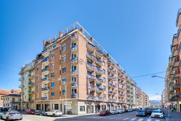 appartamento in vendita a Torino in zona Santa Rita
