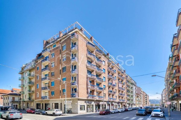 appartamento in vendita a Torino in zona Santa Rita