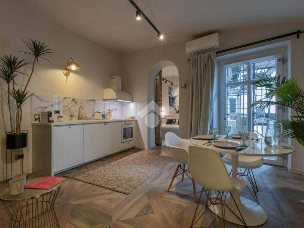 appartamento in vendita a Torino in zona Cit Turin