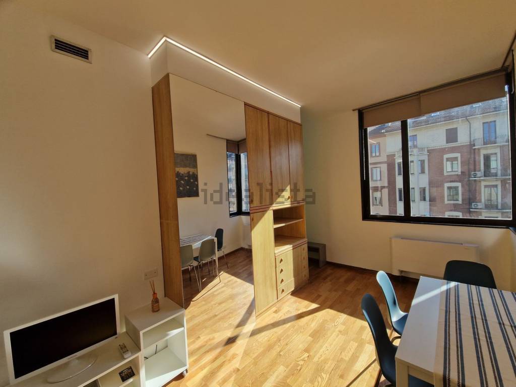 appartamento in vendita a Torino in zona Crocetta