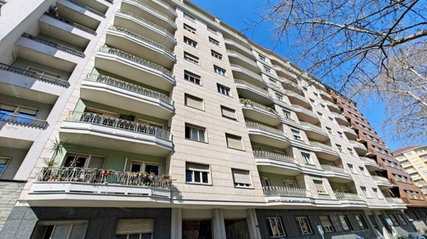 appartamento in vendita a Torino in zona Crocetta