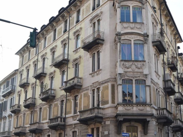 appartamento in vendita a Torino in zona Cit Turin