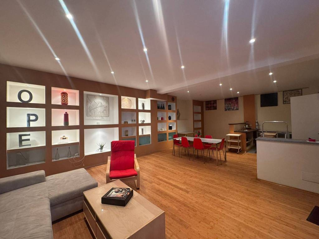 appartamento in vendita a Torino in zona Rosa