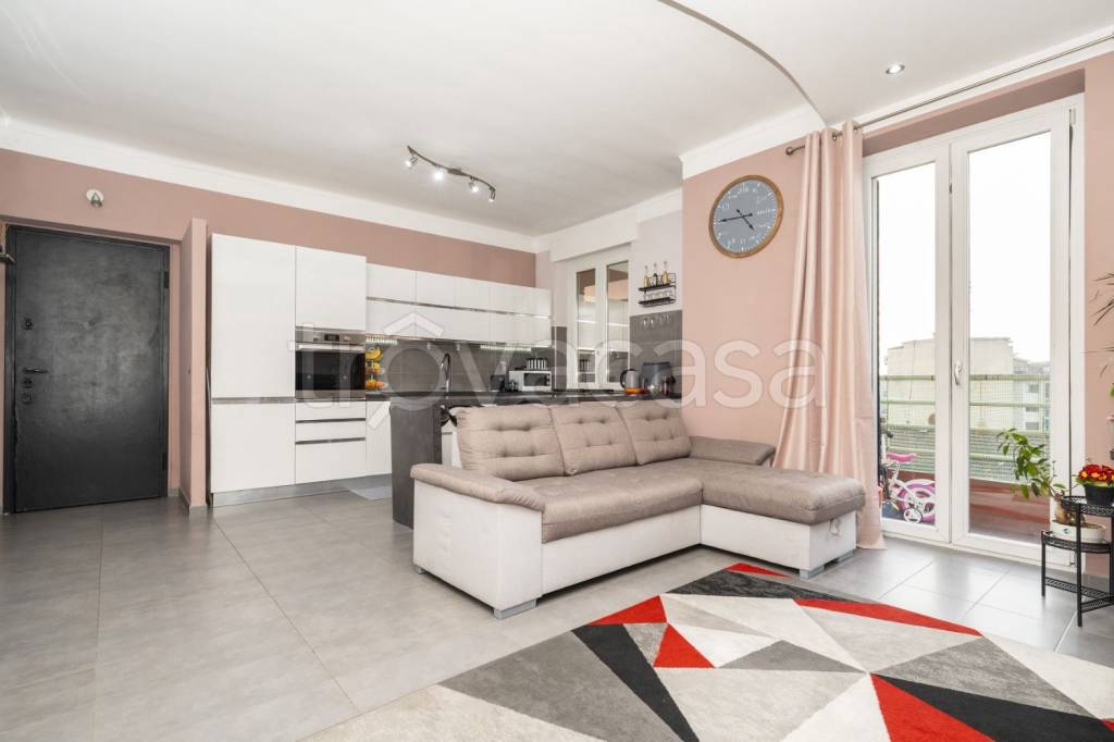 appartamento in vendita a Torino in zona Santa Rita