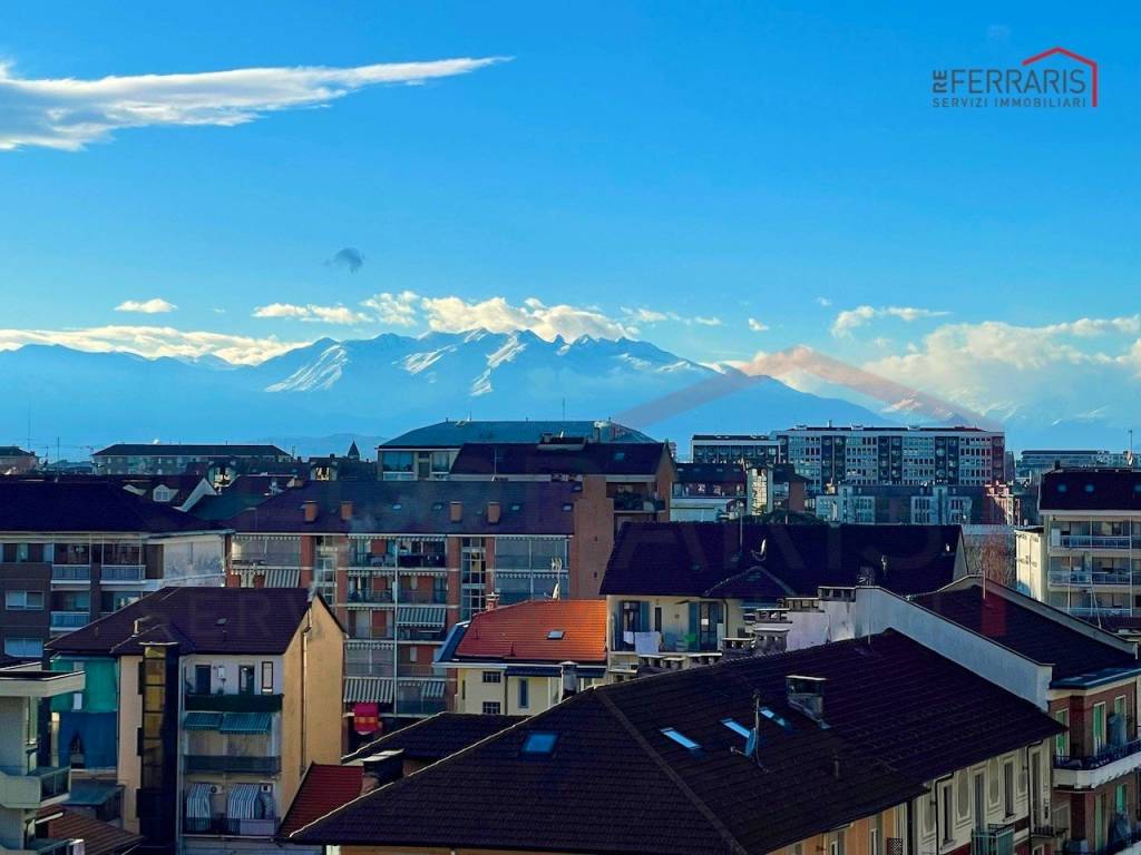 appartamento in vendita a Torino in zona Pozzo Strada