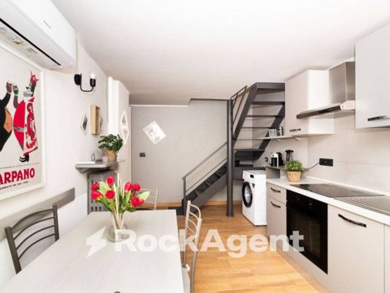 appartamento in vendita a Torino in zona Aurora