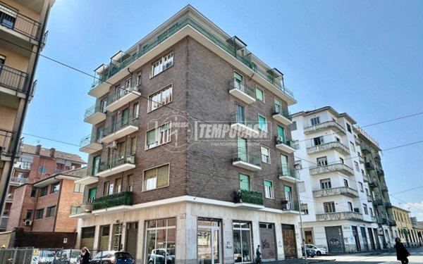 appartamento in vendita a Torino in zona Lingotto