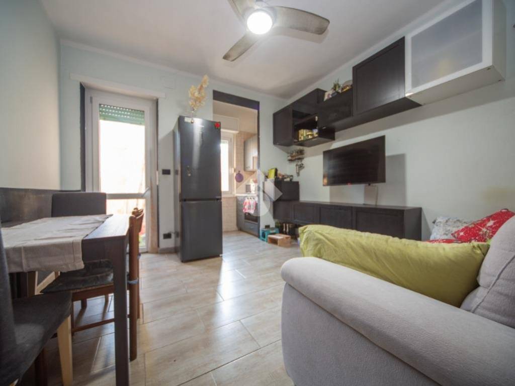 appartamento in vendita a Torino in zona Lucento
