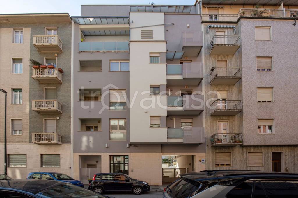 appartamento in vendita a Torino in zona Parella